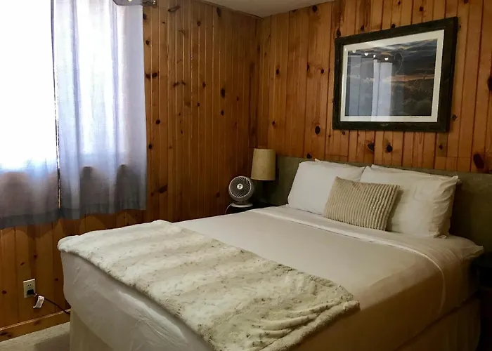 Hotel Colter's